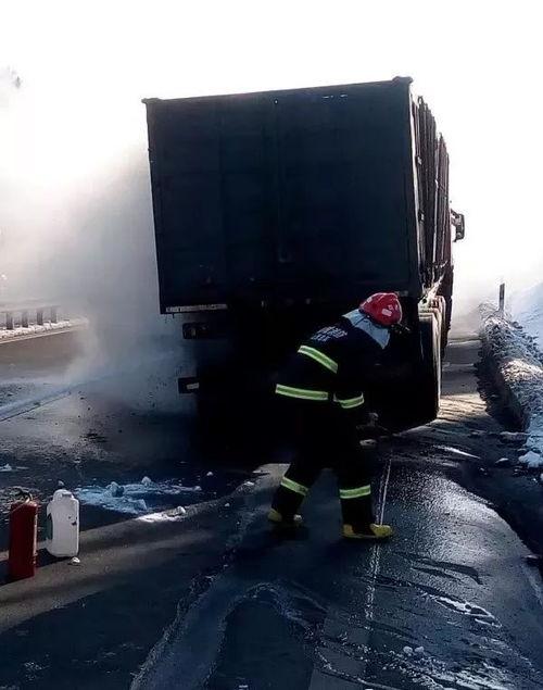 郑州高速爆料事件视频曝光,揭秘高速路惊险瞬间 第2张 郑州高速爆料事件视频曝光,揭秘高速路惊险瞬间 第2张